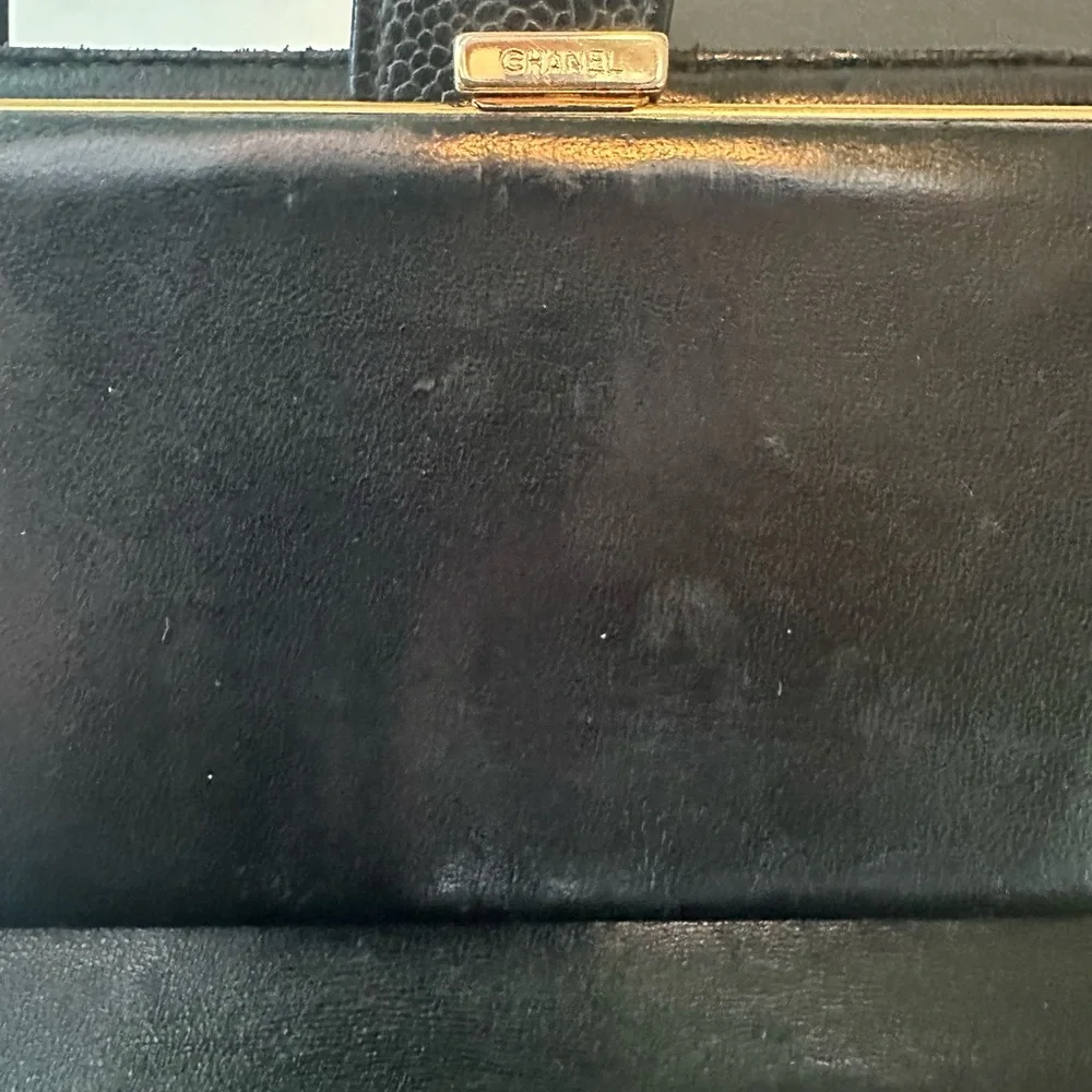 CHANEL Caviar Timeless CC Wallet - Picture 4 of 11